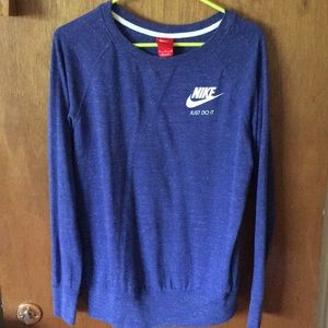 Nike long sleeve vintage style crew neck